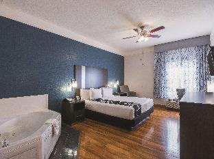 La Quinta & Kingwood Iah Airport 53200 Hotel 3*