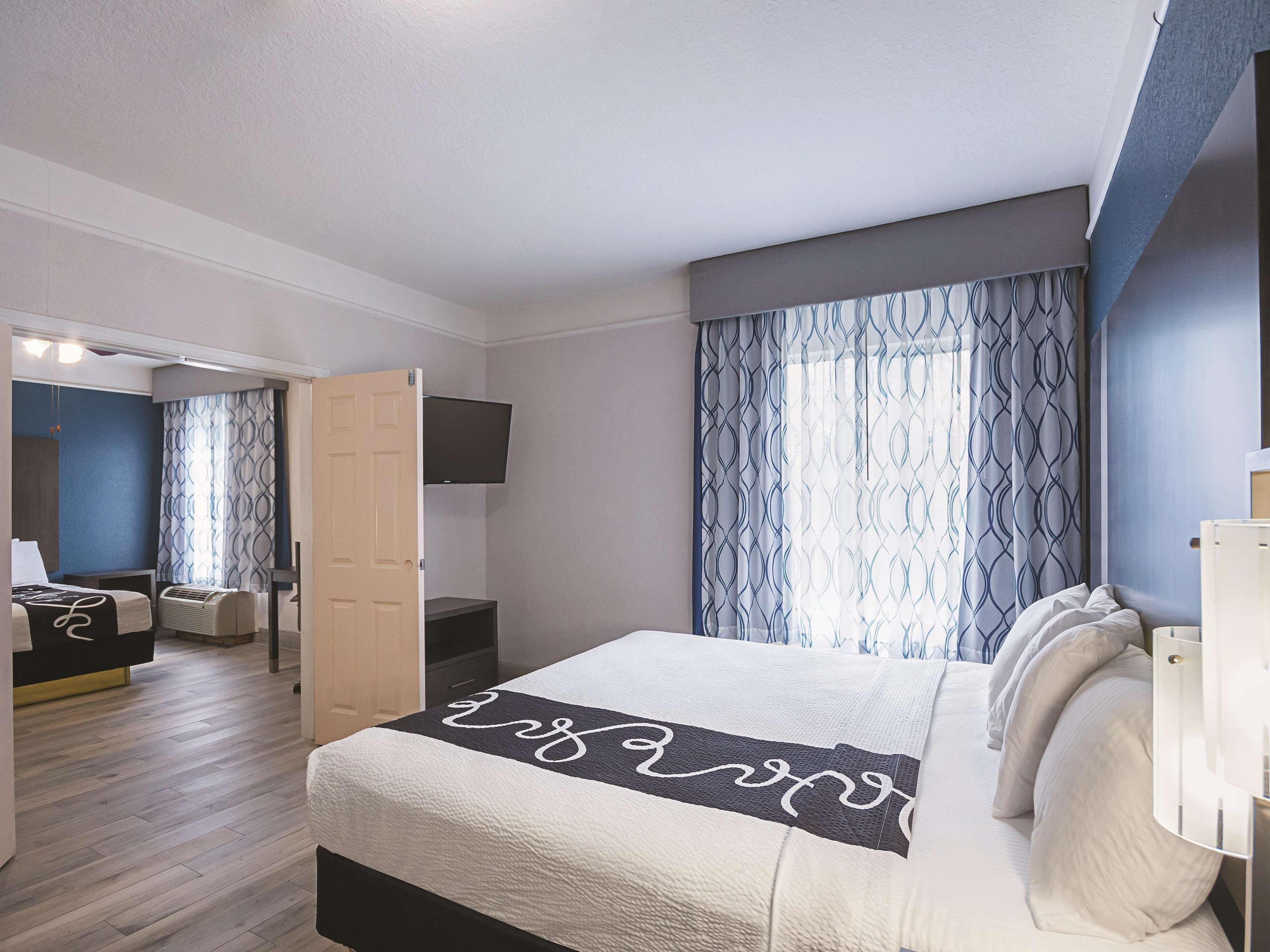 Hotel La Quinta & Kingwood Iah Airport 53200