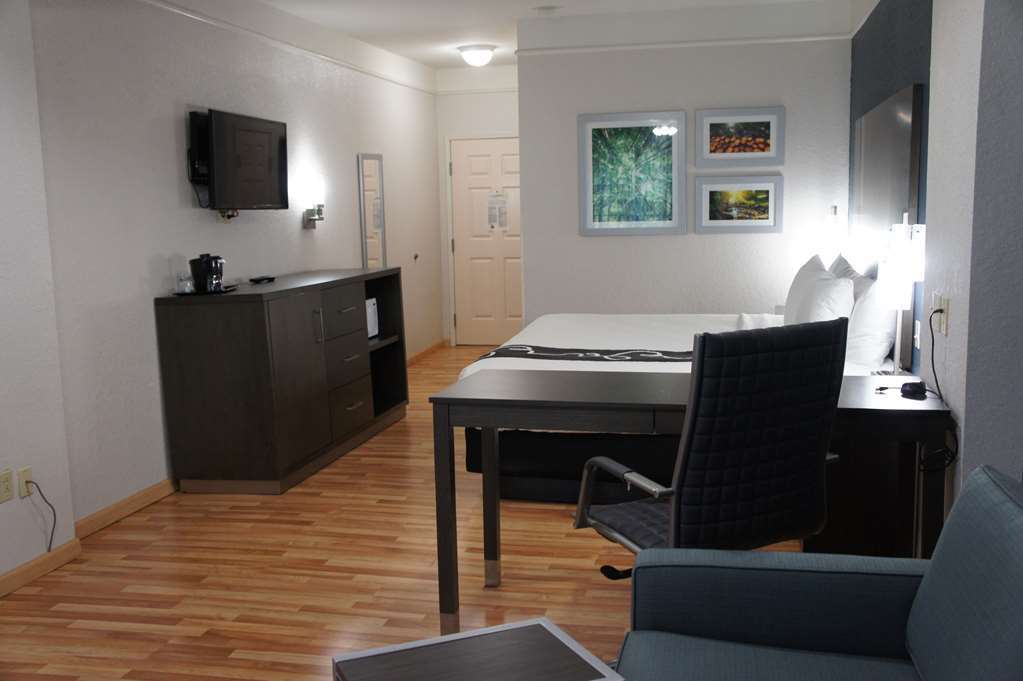 La Quinta & Kingwood Iah Airport 53200 Hotel 3*