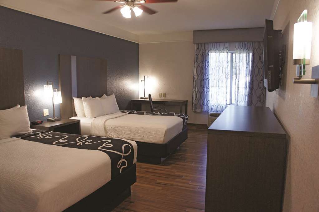 La Quinta & Kingwood Iah Airport 53200 Hotel Houston